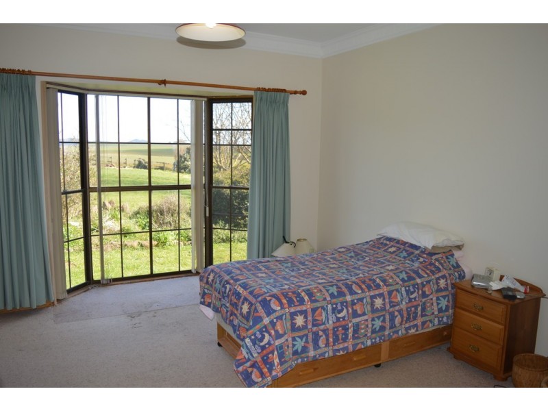 144 Baulds Road, Table Cape TAS 7325