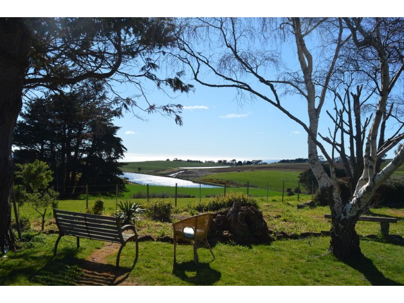 144 Baulds Road, Table Cape TAS 7325