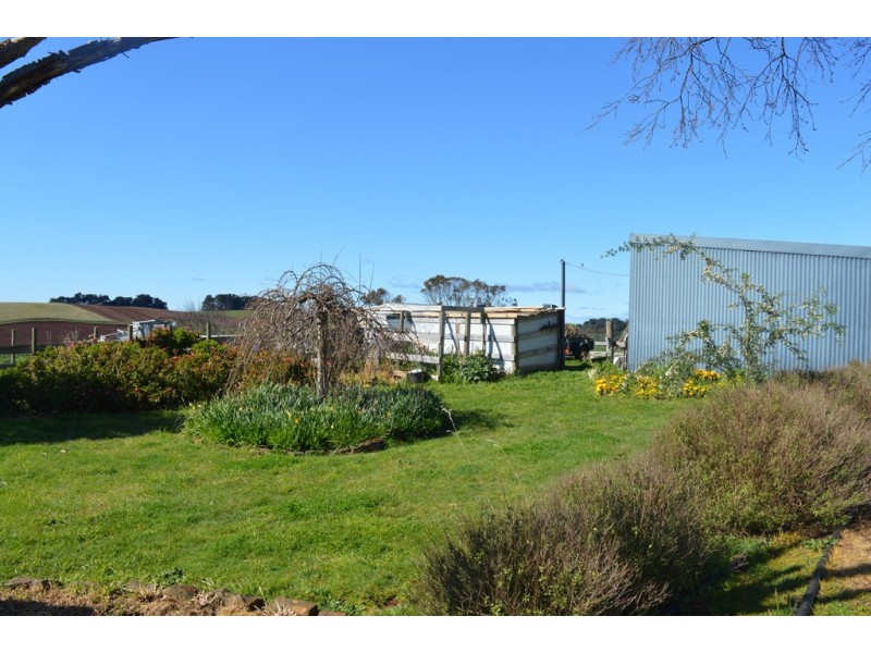 144 Baulds Road, Table Cape TAS 7325