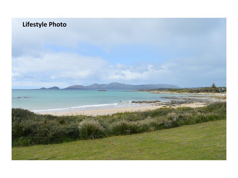 63 Amaroo Drive, Edgcumbe Beach TAS 7321