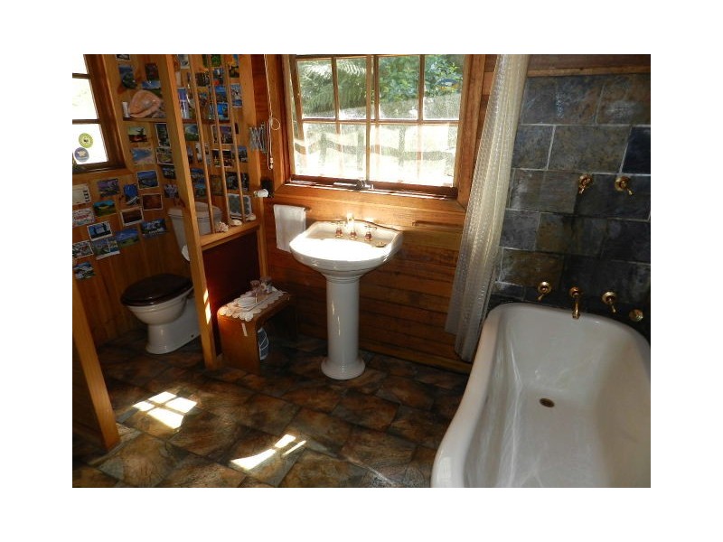 75 Locketts Road, Oldina TAS 7325