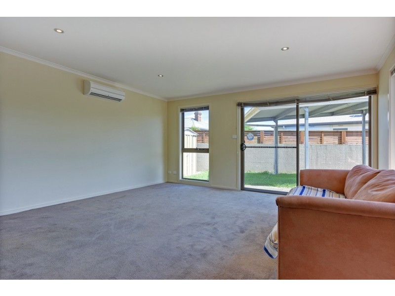 1/60 Dodgin Street, Wynyard TAS 7325