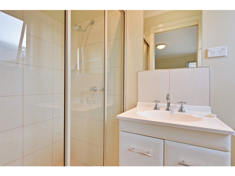 1/60 Dodgin Street, Wynyard TAS 7325