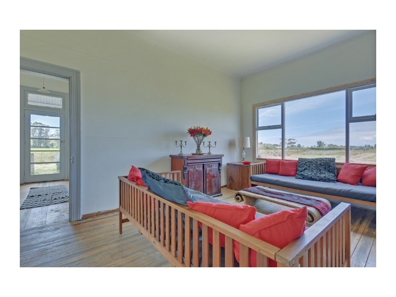 276 Gates Road, Flowerdale TAS 7325