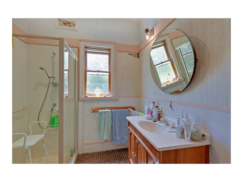 13 Dodgin Street, Wynyard TAS 7325