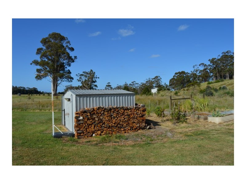 27 Lennah Drive, Wynyard TAS 7325