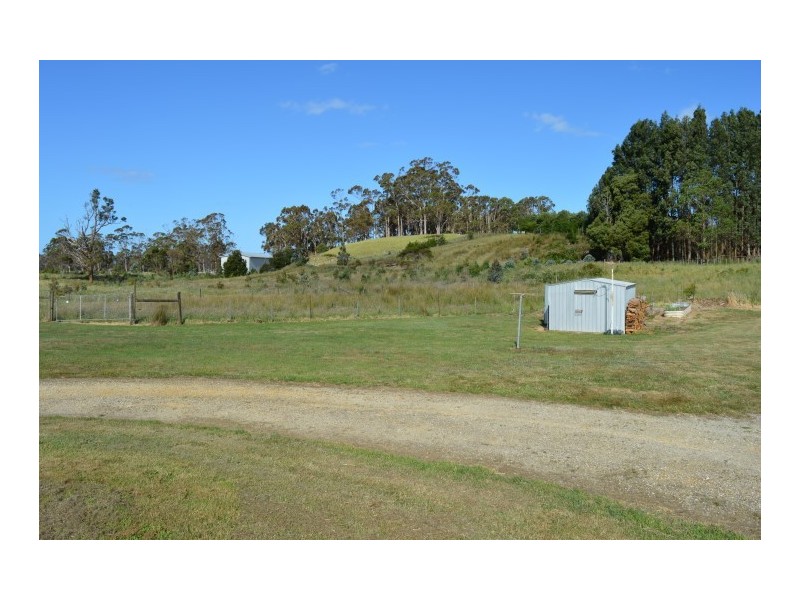 27 Lennah Drive, Wynyard TAS 7325