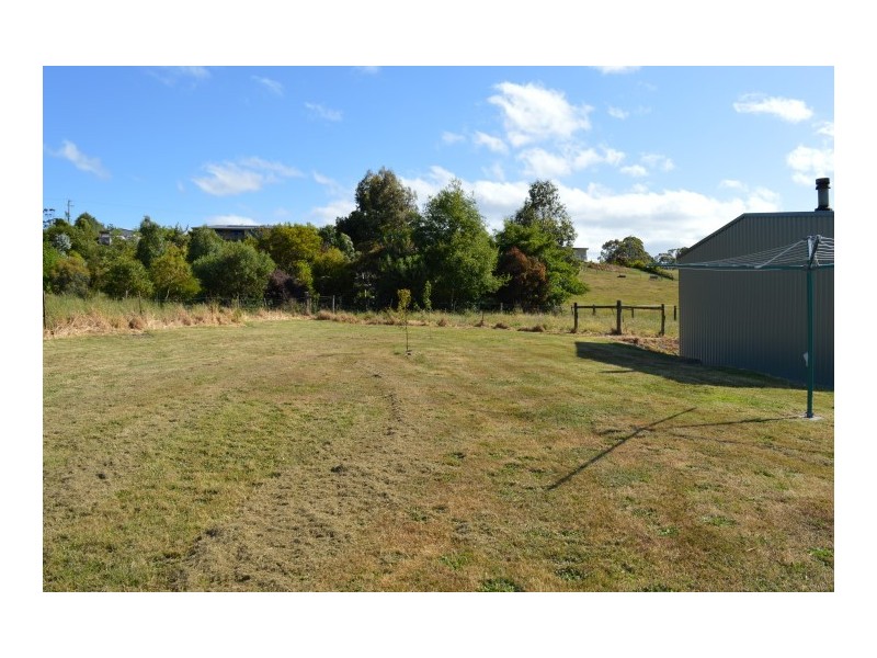 27 Lennah Drive, Wynyard TAS 7325