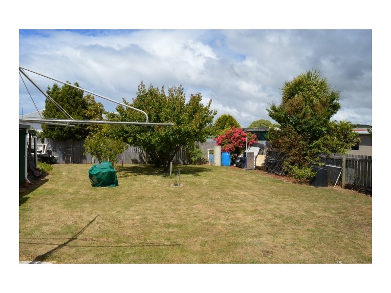 20 Lyons Street, Somerset TAS 7322