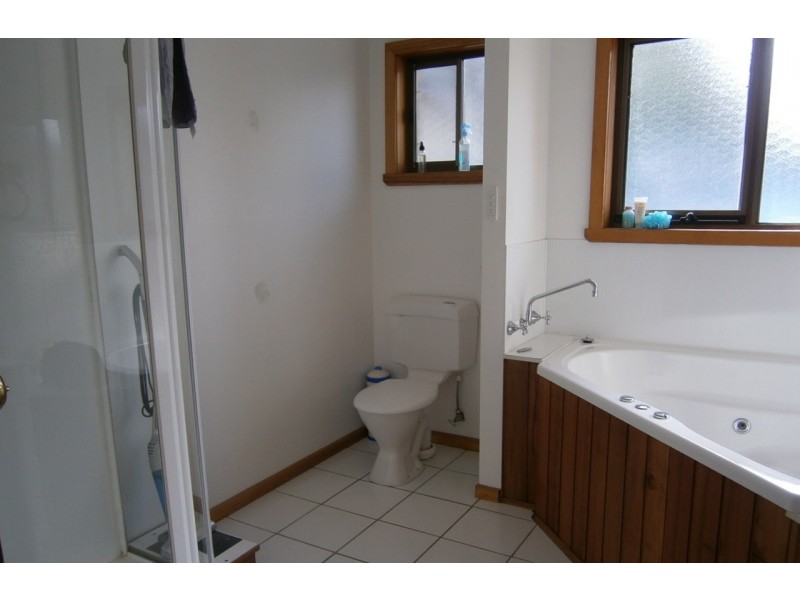 9 Stockdale Avenue, Sisters Beach TAS 7321