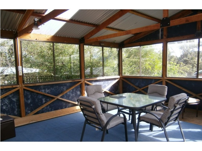 9 Stockdale Avenue, Sisters Beach TAS 7321