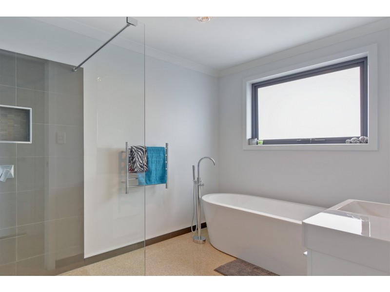 26 Sandy Crescent, Wynyard TAS 7325