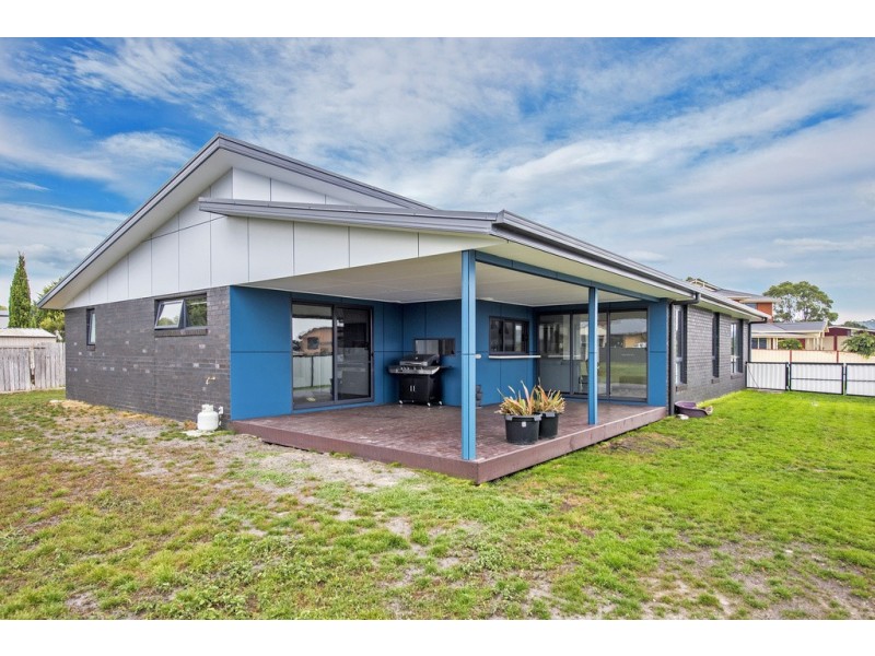 26 Sandy Crescent, Wynyard TAS 7325