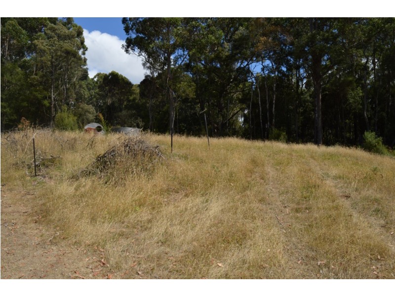12 Beatties Road, Lapoinya TAS 7325