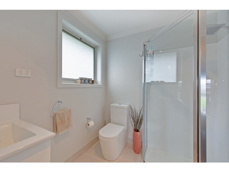 3 Old Cam Road, Somerset TAS 7322