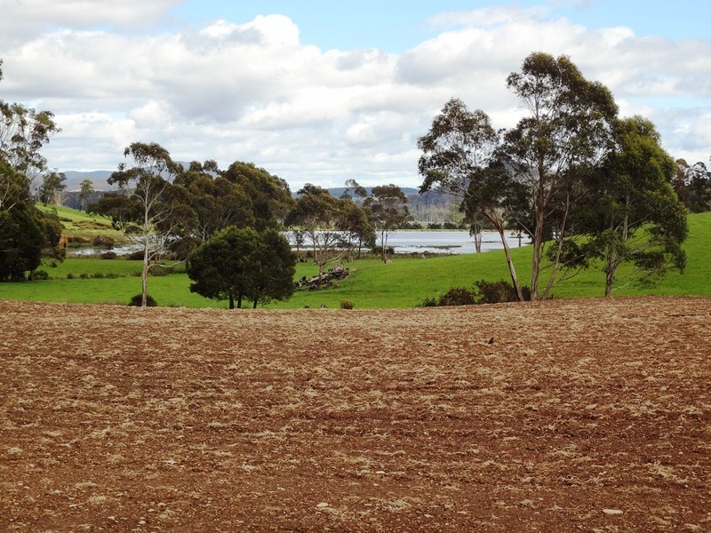 14454 Highland Lakes Road, Deloraine TAS 7304