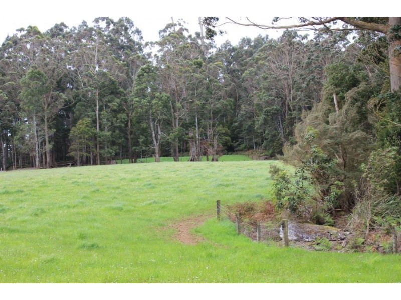 25094 Bass Highway, Brittons Swamp TAS 7330