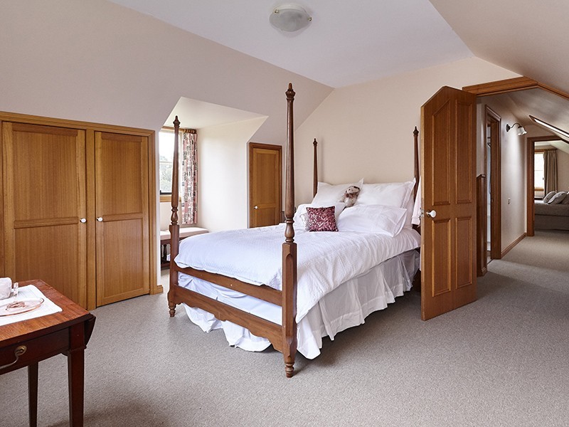 717 Windermere Road, Swan Bay TAS 7252