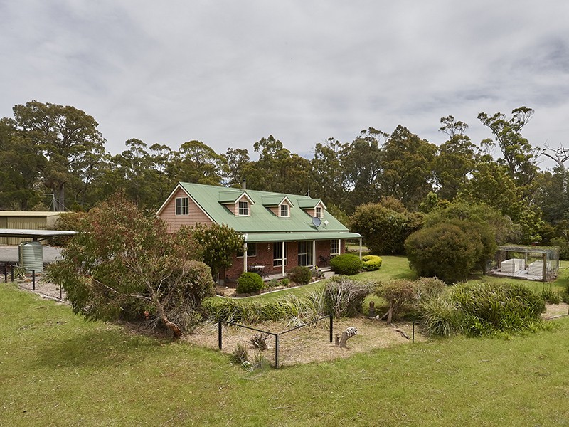 717 Windermere Road, Swan Bay TAS 7252