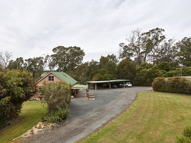 717 Windermere Road, Swan Bay TAS 7252
