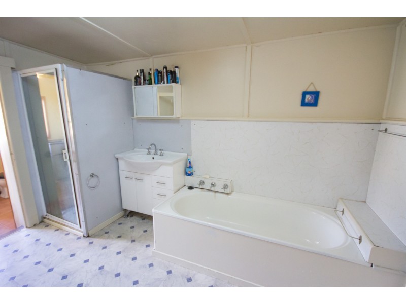 21 Spitfarm Road, Opossum Bay TAS 7023