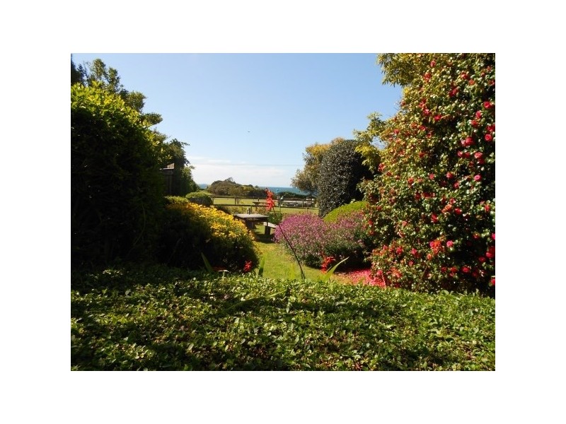 125 The Esplanade, Naracoopa TAS 7256