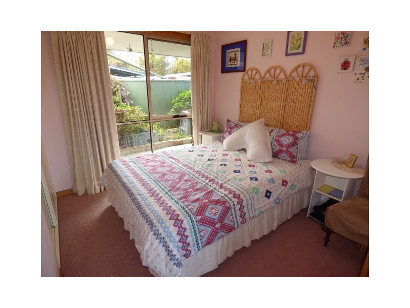 8 Blackwood Court, Ansons Bay TAS 7216