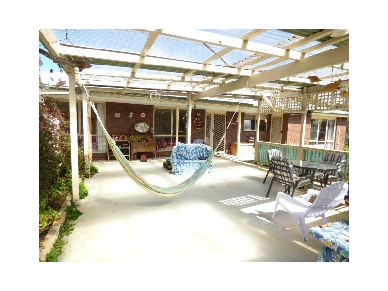 8 Blackwood Court, Ansons Bay TAS 7216