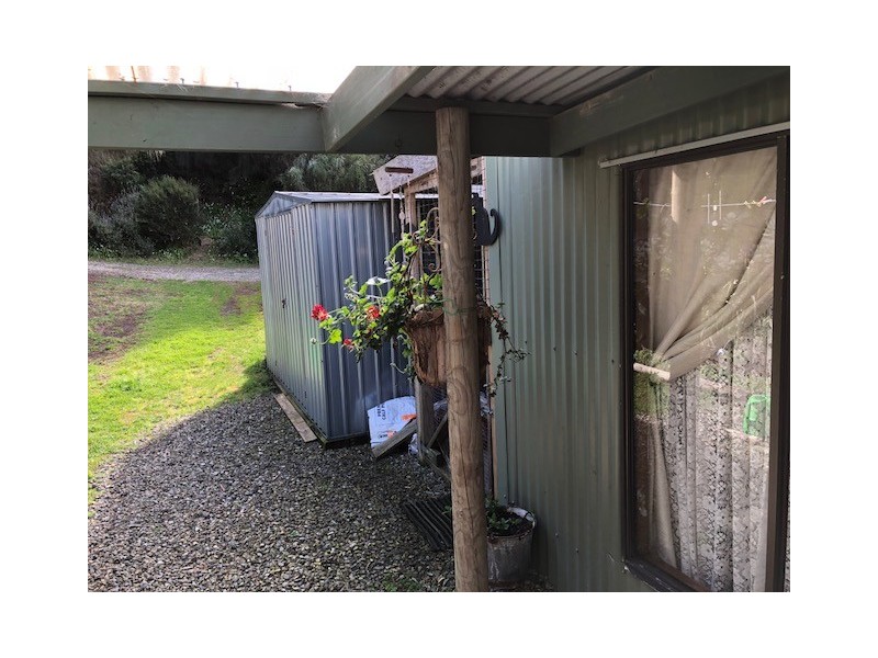 15 Main Street, Currie TAS 7256