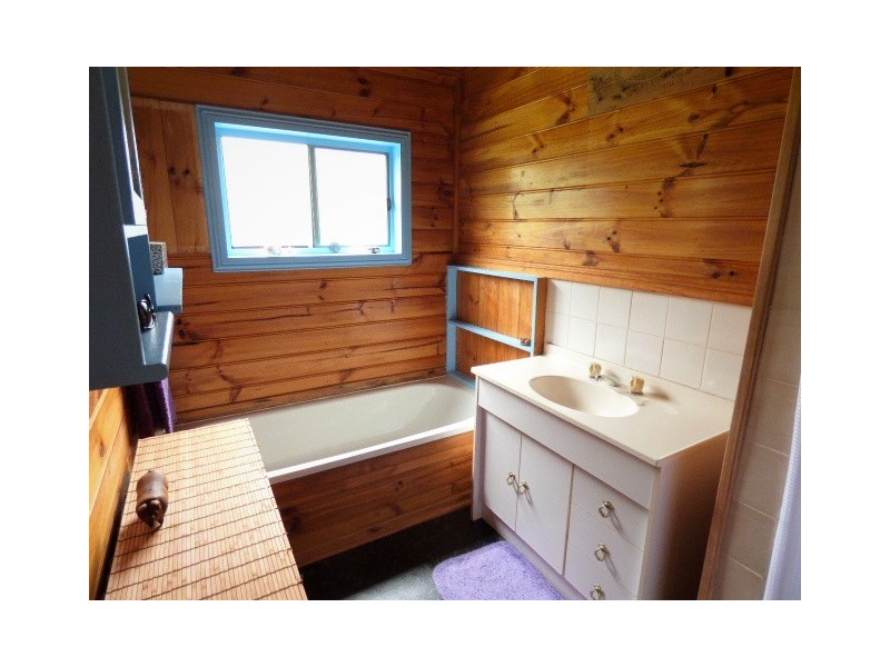 25 Donald Street, Branxholm TAS 7261