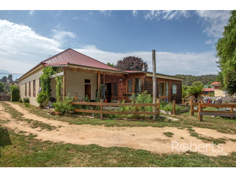 17 Stoke Street, Branxholm TAS 7261