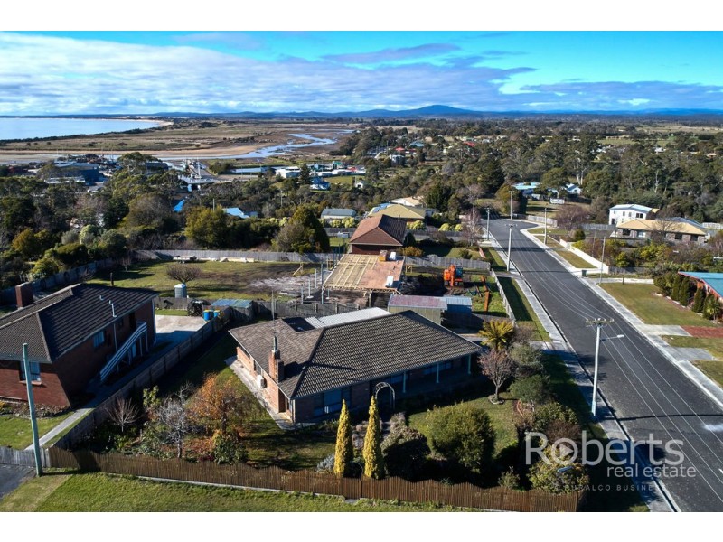1 Bridview Place, Bridport TAS 7262