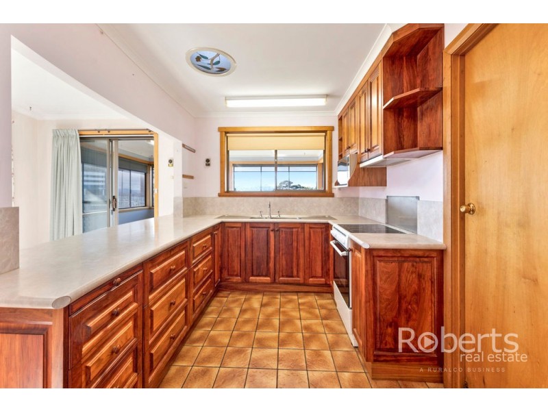 1 Bridview Place, Bridport TAS 7262