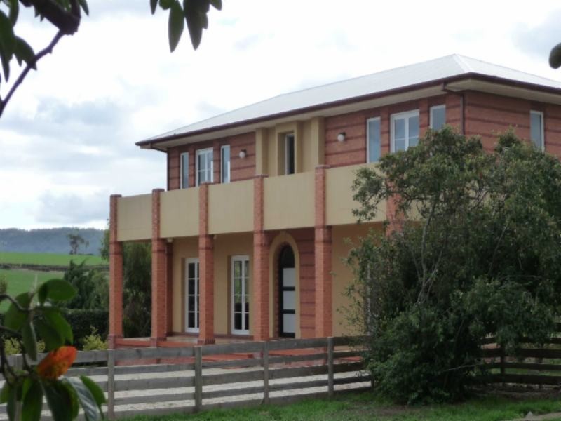 White Hills TAS 7258