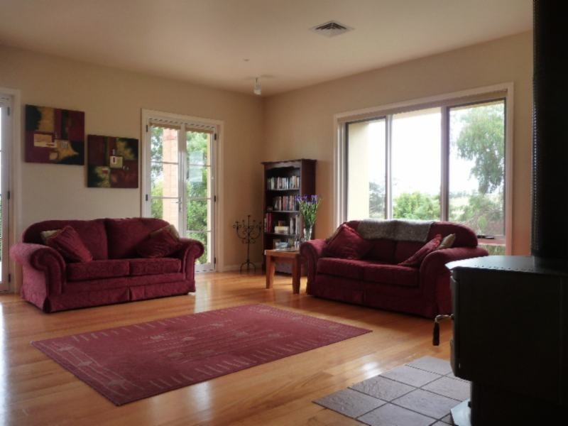 White Hills TAS 7258