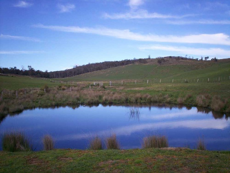 “Parmadale” 188 Tin Pot Marsh Road, Woodsdale TAS 7120
