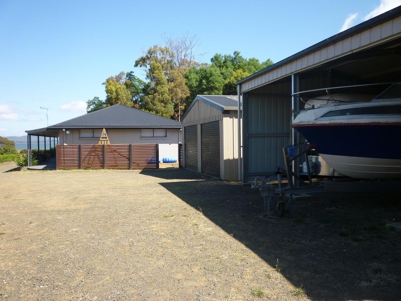 48 Swan Drive, Swan Bay TAS 7252