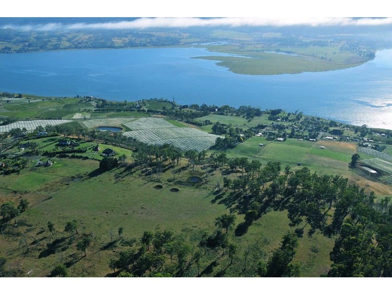 11 Upper McEwans Road, Rosevears TAS 7277