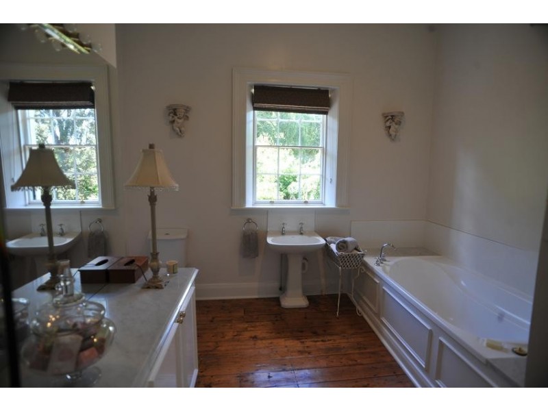 615 Mole Creek Road, Deloraine TAS 7304