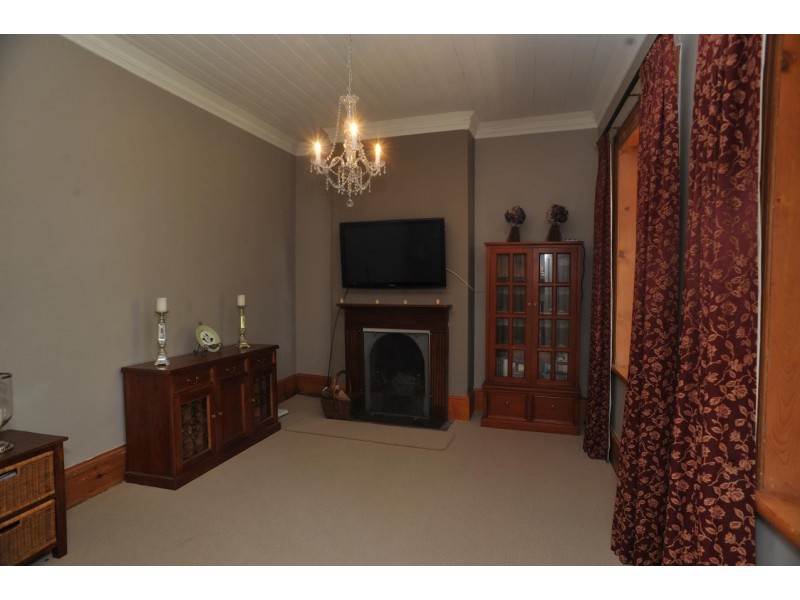 615 Mole Creek Road, Deloraine TAS 7304