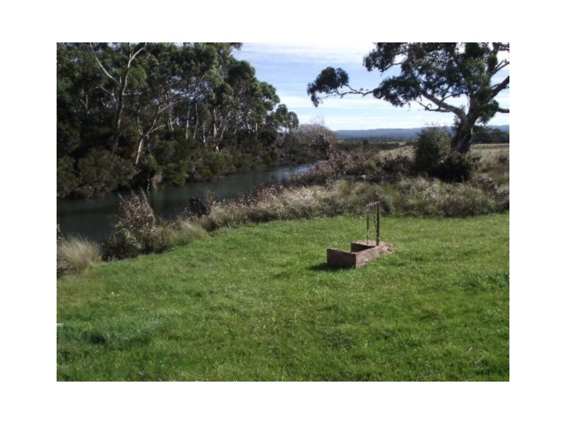 325 Grange Road, Cranbrook TAS 7190