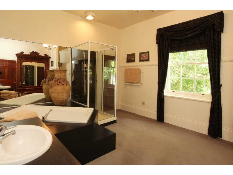 6 East Street, Carrick TAS 7291