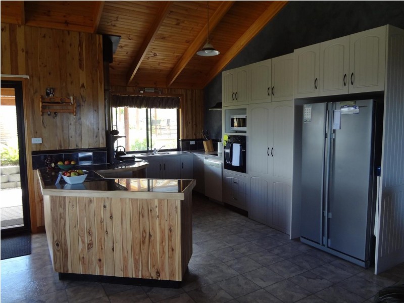 284 East Arm Road, Mount Direction TAS 7252