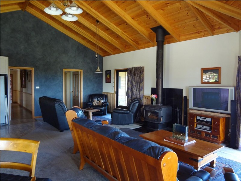 284 East Arm Road, Mount Direction TAS 7252