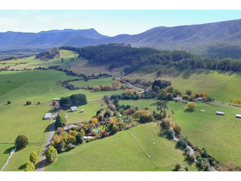 80 Den Road, Mole Creek TAS 7304