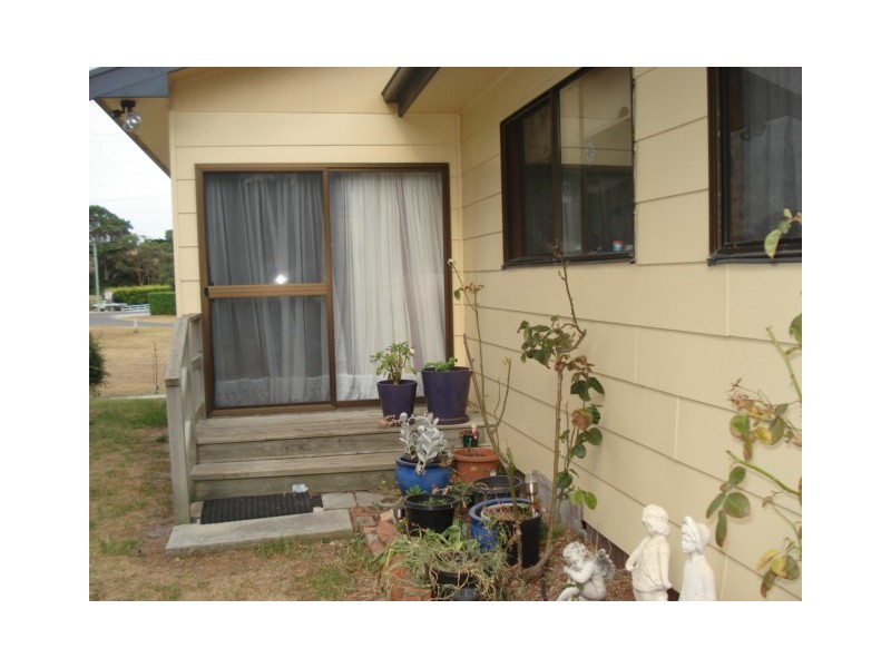 65 Main Street, Currie, King Island TAS 7256