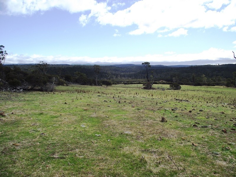 . Old Coach Road, Cranbrook TAS 7190