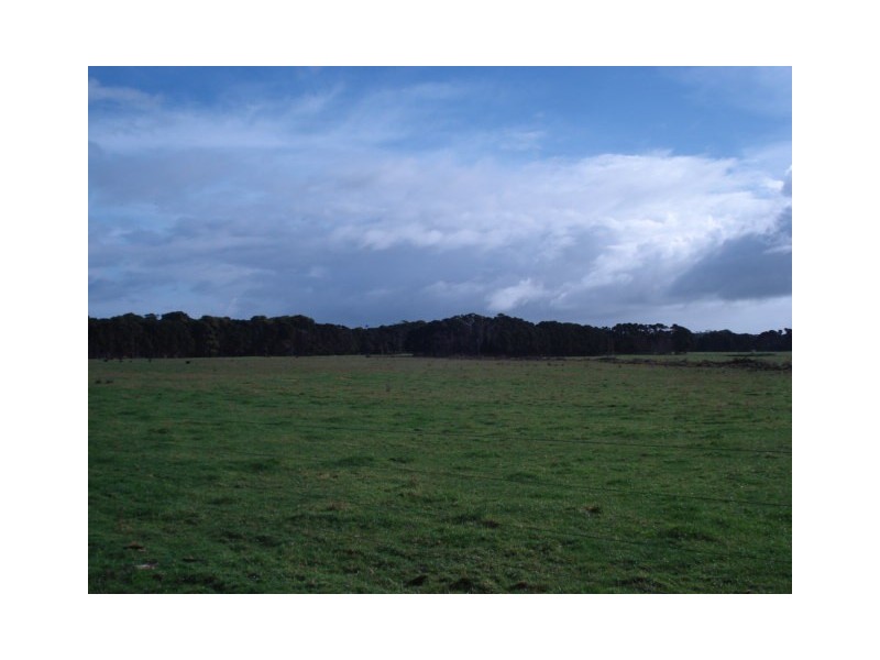 . Off Grassy Road, Pegarah, King Island TAS 7256