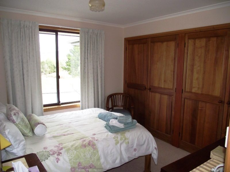 350 White Kangaroo Road, Campania TAS 7026