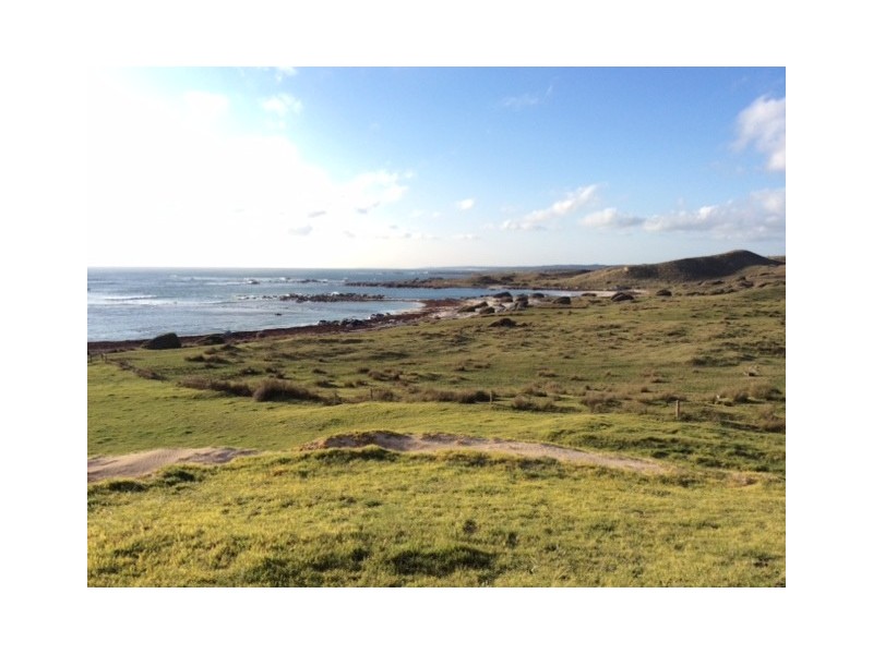 711 North Road, Loorana, King Island TAS 7256